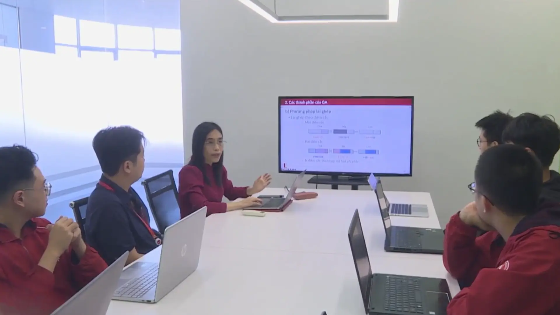 Năm 2025: 900 giáo sư, phó giáo sư được công nhận